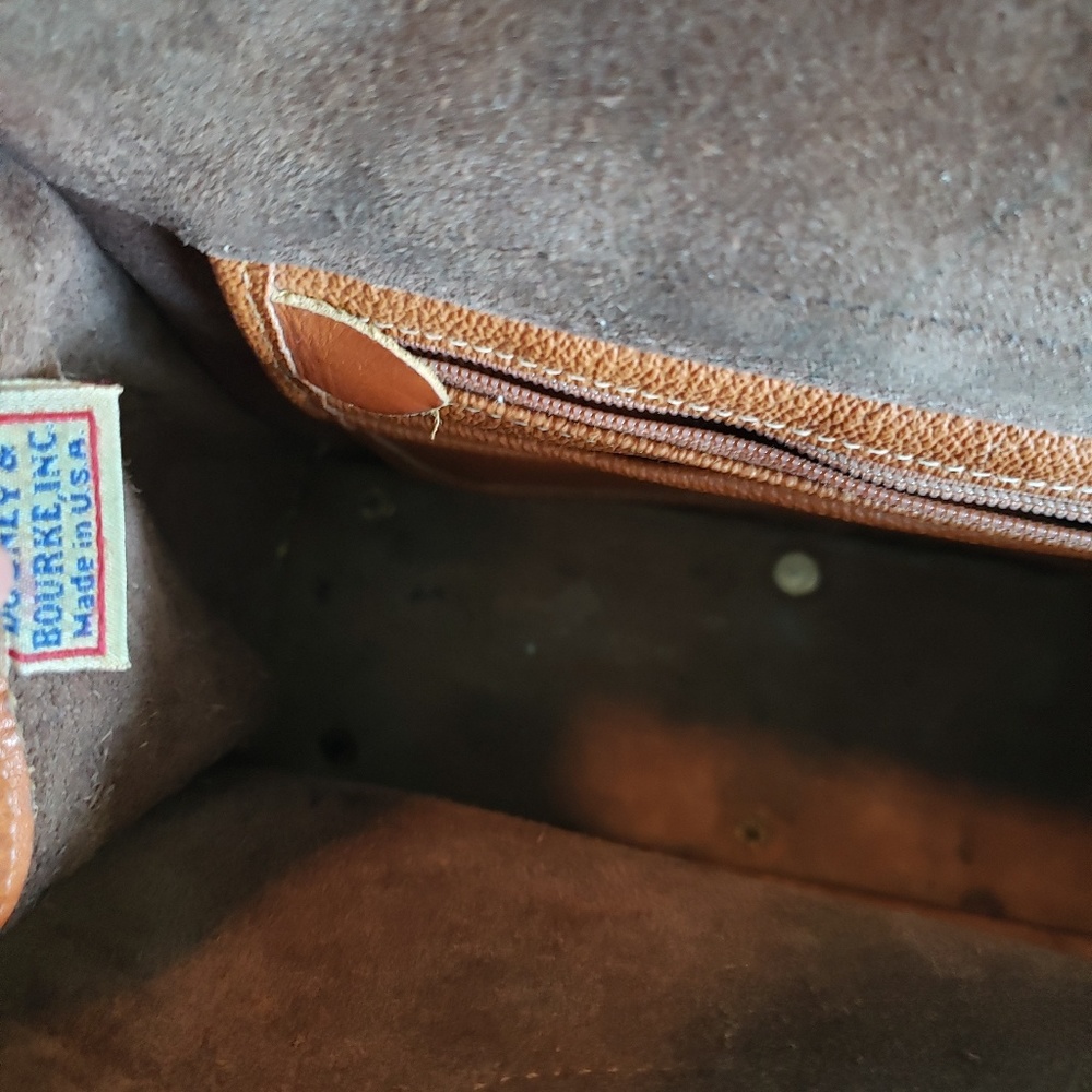 Brown Dooney & Bourke Crossbody - Picture 8 of 8